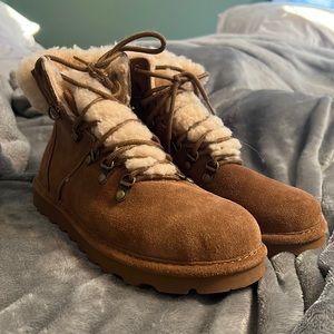Furry bear paw boots